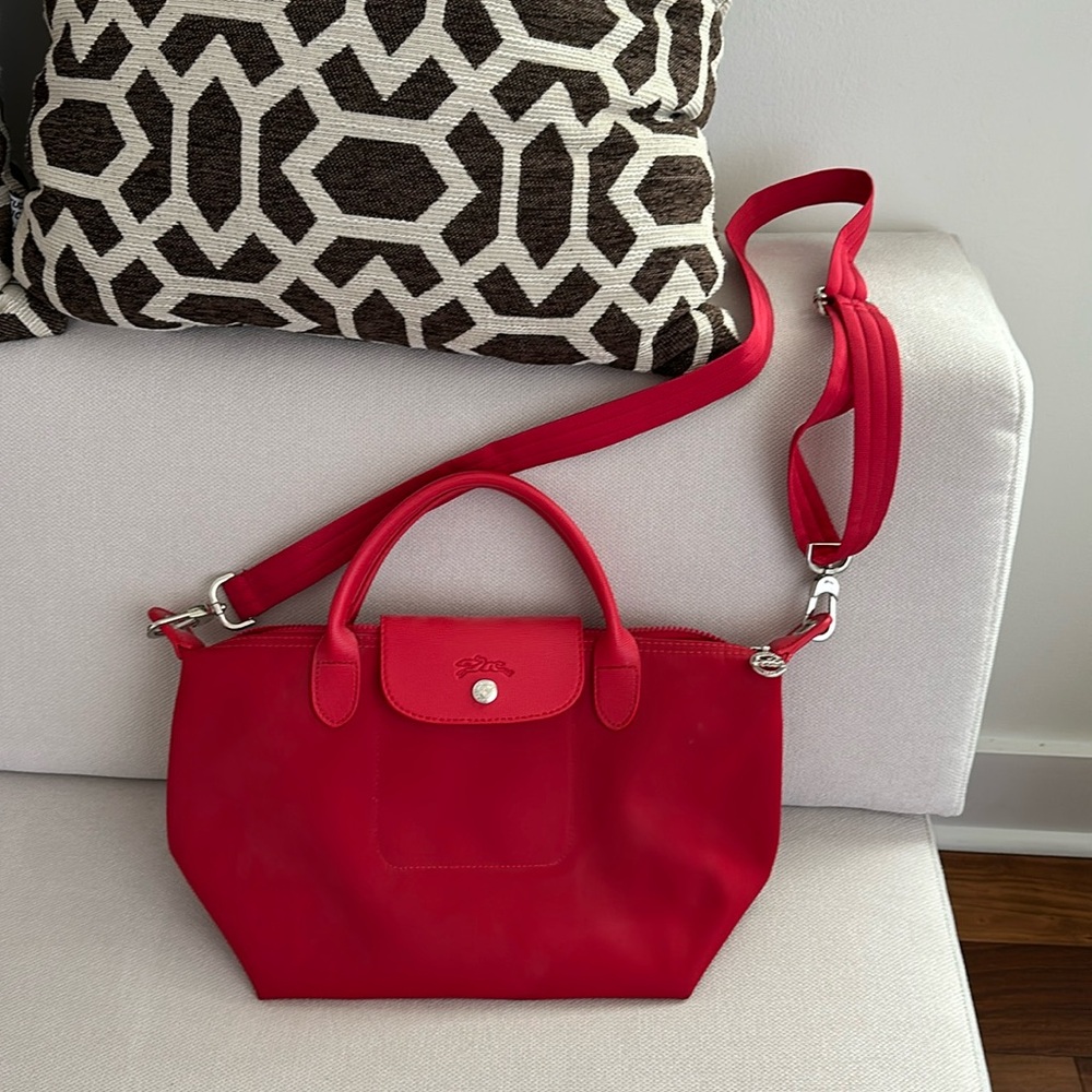 LONGCHAMP MODELE DEPOSE RED NYLON MEDIUM BAG WITH SHOULDER CROSSBODY STRAP - Picture 1 of 14